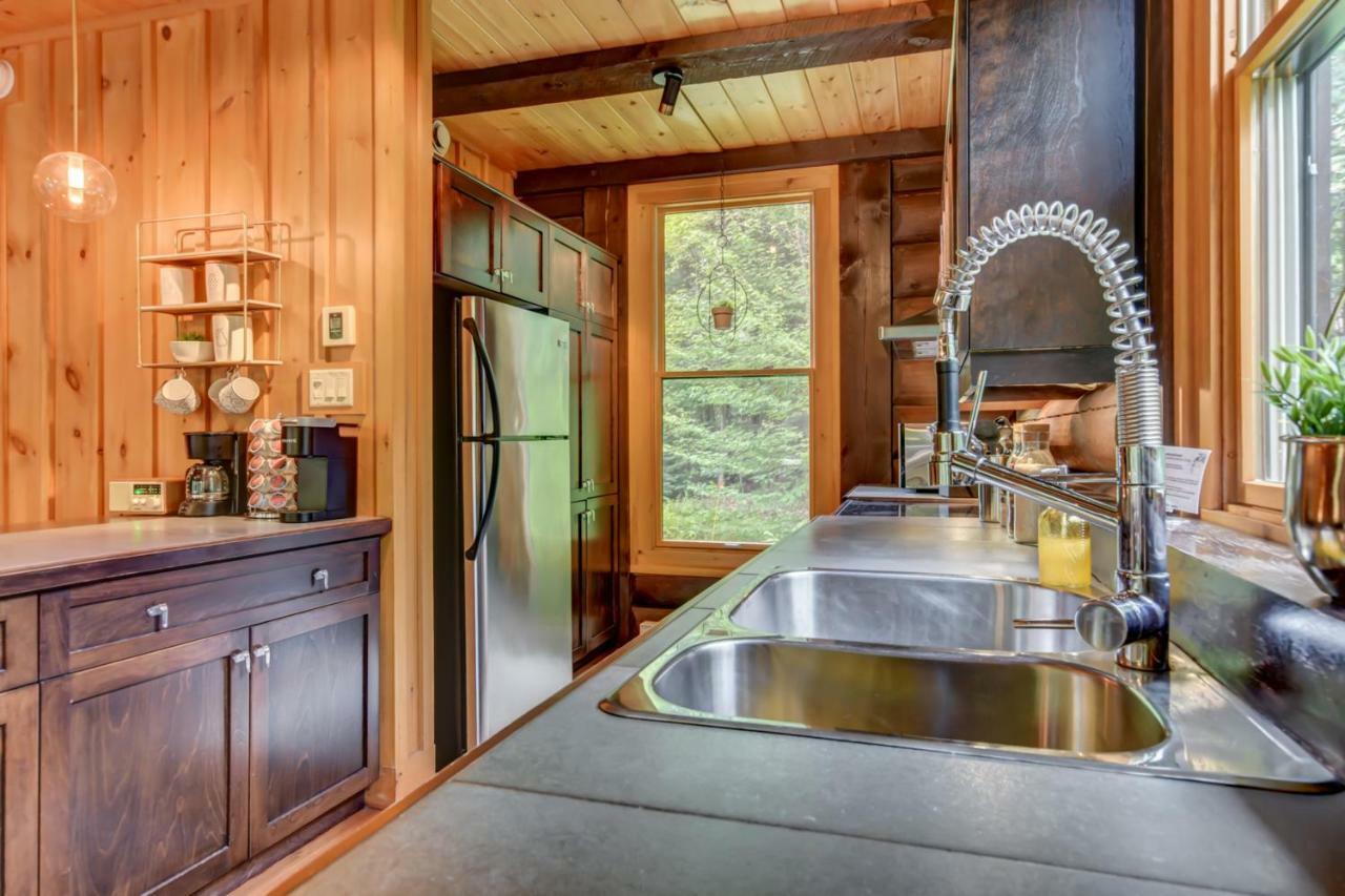 Chic Log Chalet With Hot Tub - Mont-Tremblant North Side By Reserver.Ca Lac Superieur Exterior photo
